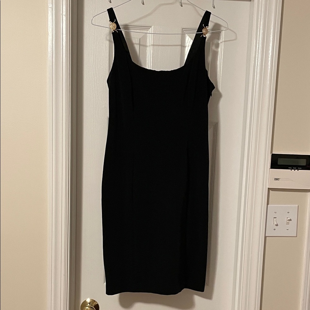 Jeanne Alexander Elegant Black Dress